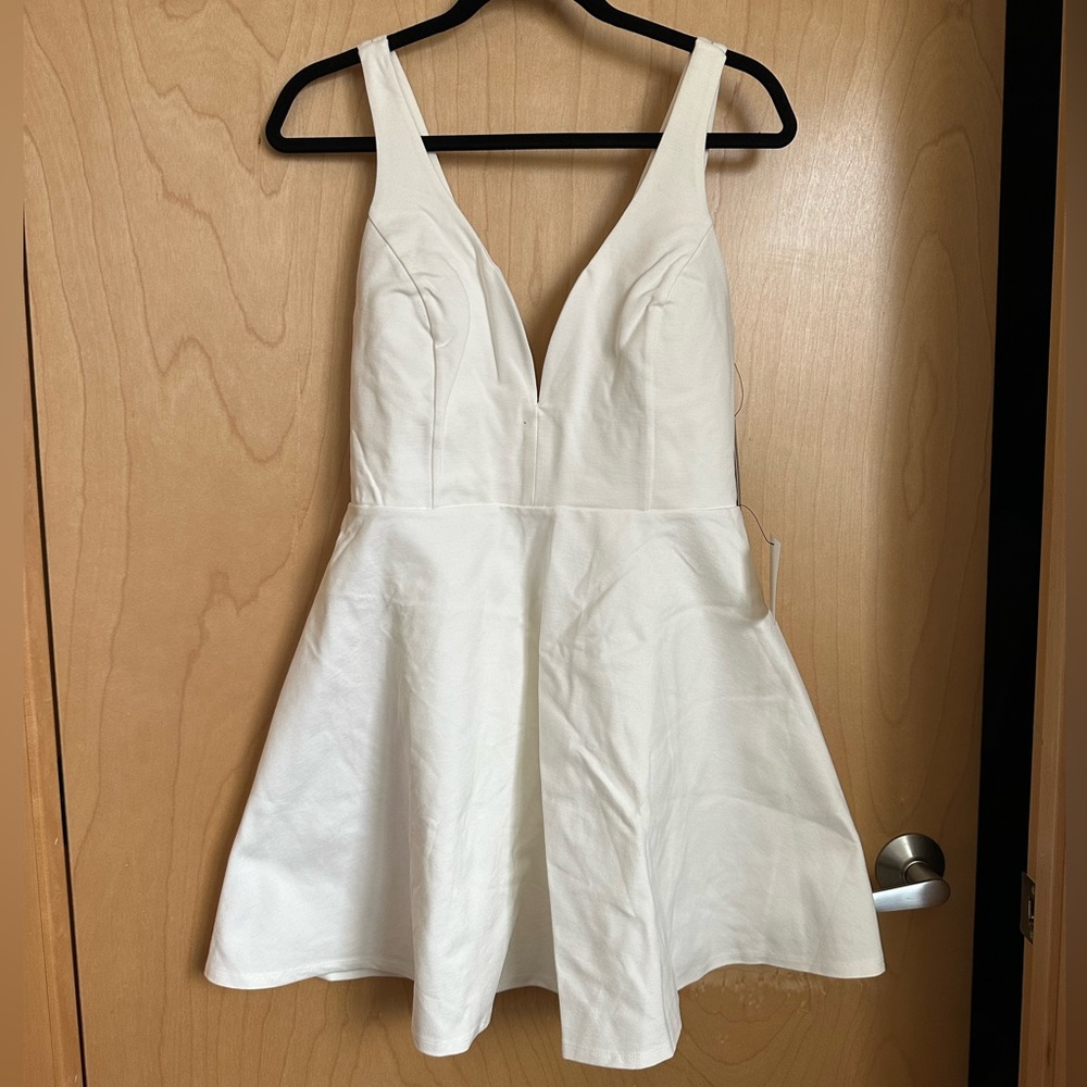 White Lulu’s Mini Cocktail Dress XL